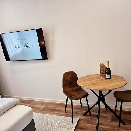 Suesse Marie 17 * Karlsruhe